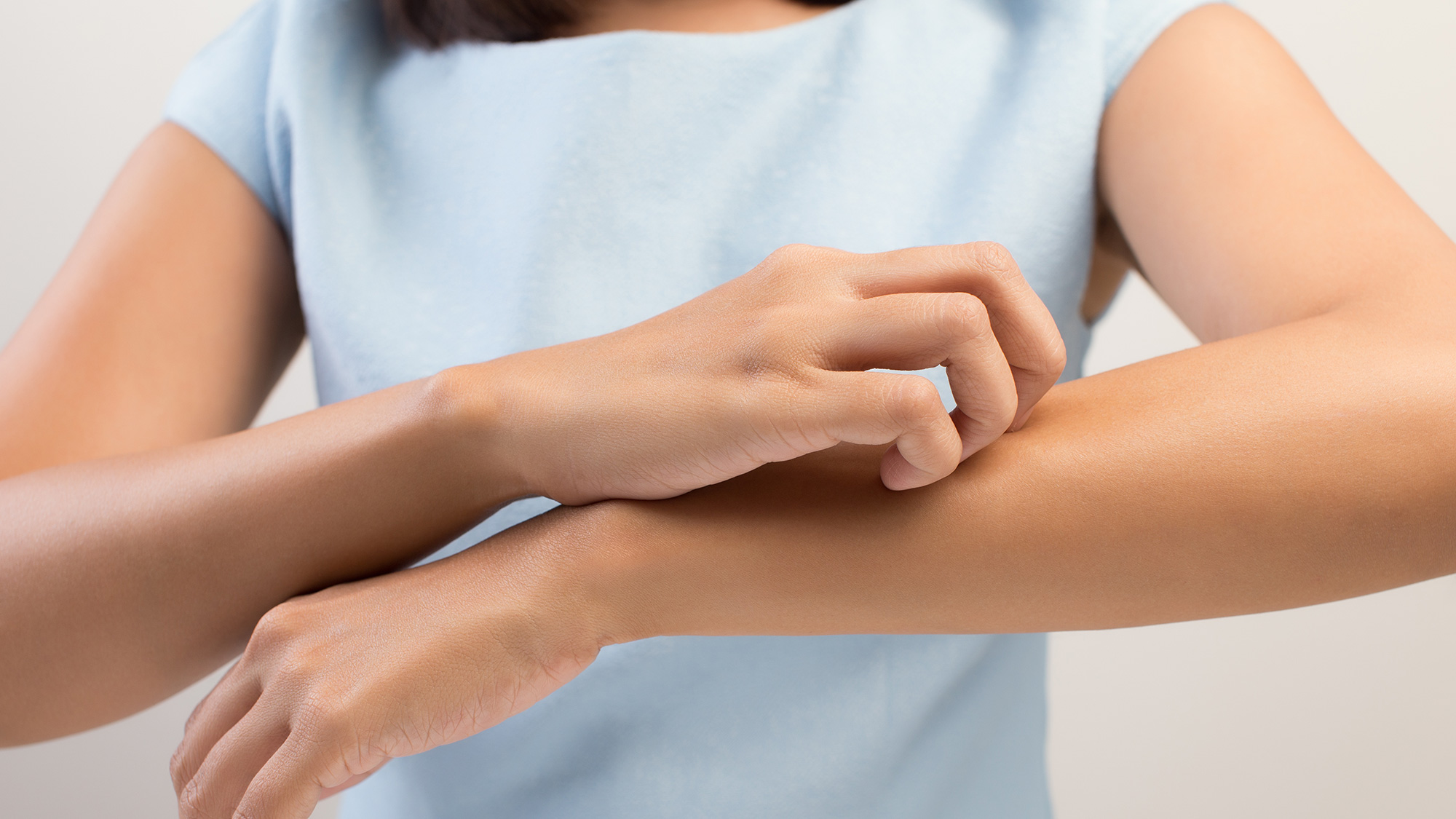 Itchy Arm Itchy Arm